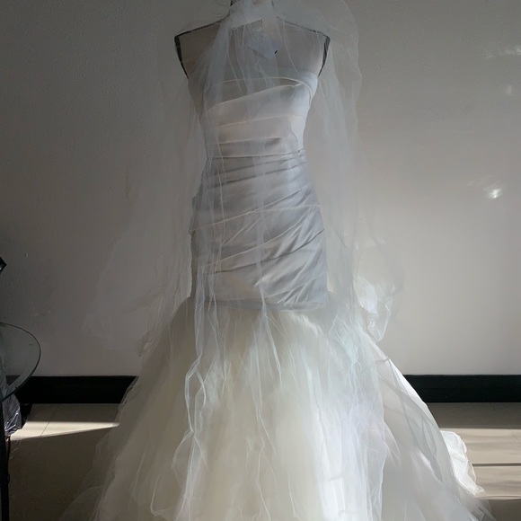 NWT Vera Wang Strapless Ivory Dress - Picture 12 of 14